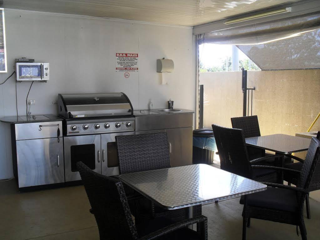 Charm City Motel Bundaberg Exteriér fotografie