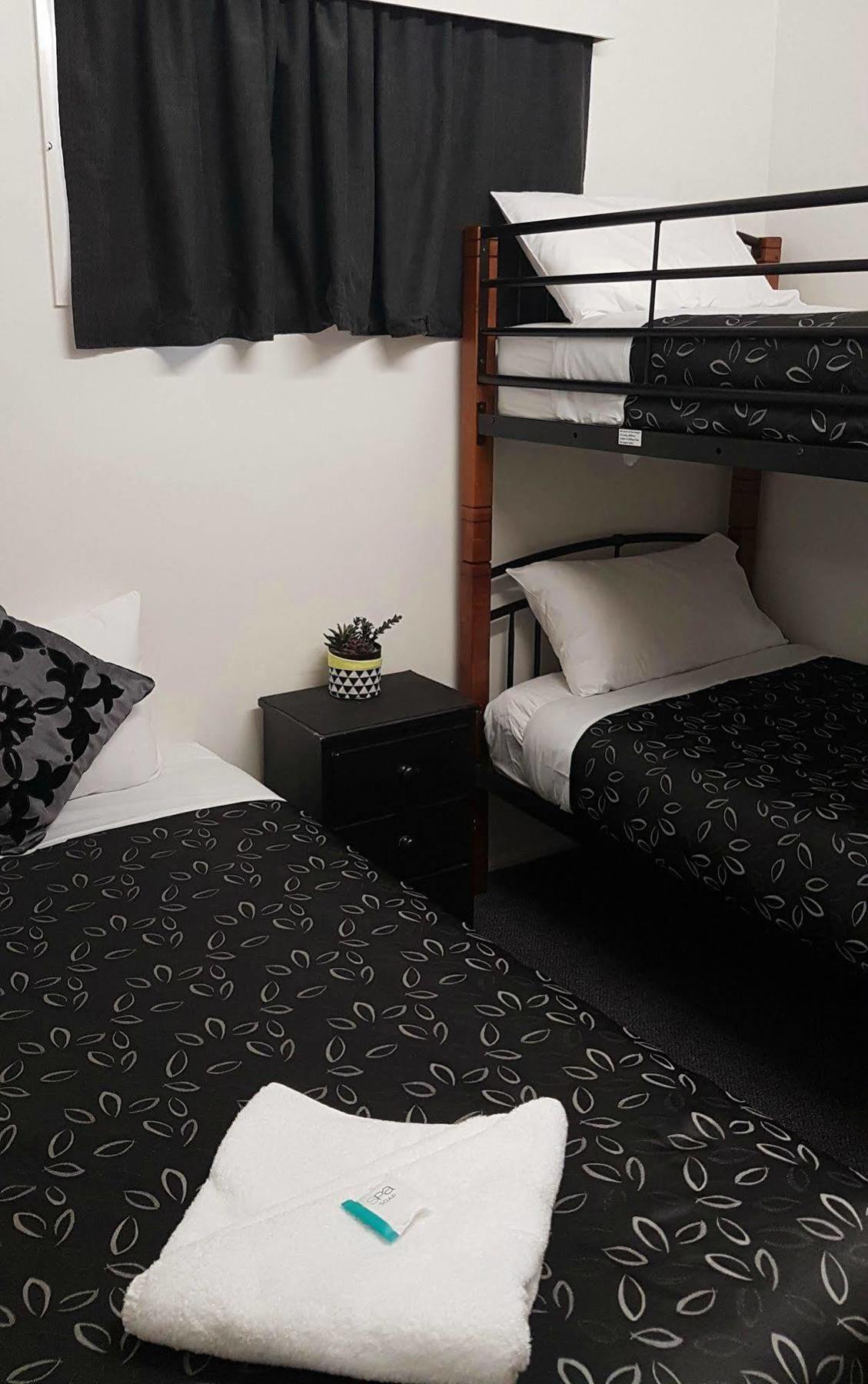 Charm City Motel Bundaberg Exteriér fotografie